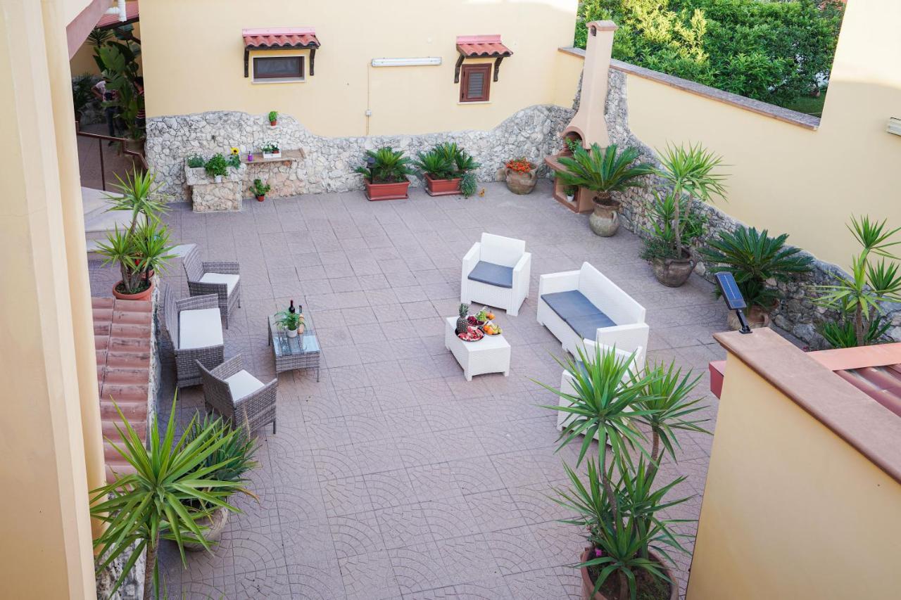 Guesthouse Da Filiberto Melendugno Exterior photo